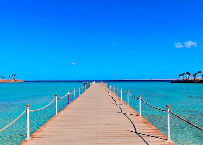 Giannis Luxury Seaside View , Direct Beachfront, Red Sea, Hurghada, 54sqm * Hurghada