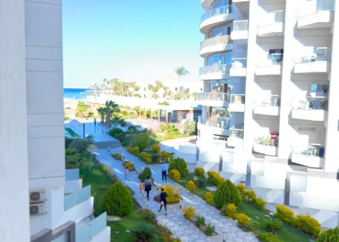Giannis Luxury Seaside View , Direct Beachfront, Red Sea, Hurghada, 54sqm * Hurghada