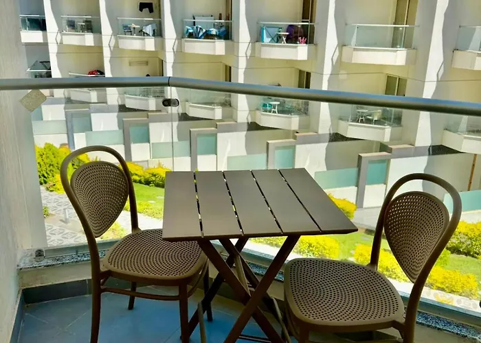 Giannis Luxury Seaside View , Direct Beachfront, Red Sea, Hurghada, 54sqm Apartment