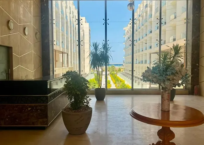 Giannis Luxury Seaside View , Direct Beachfront, Red Sea, Hurghada, 54sqm Apartment